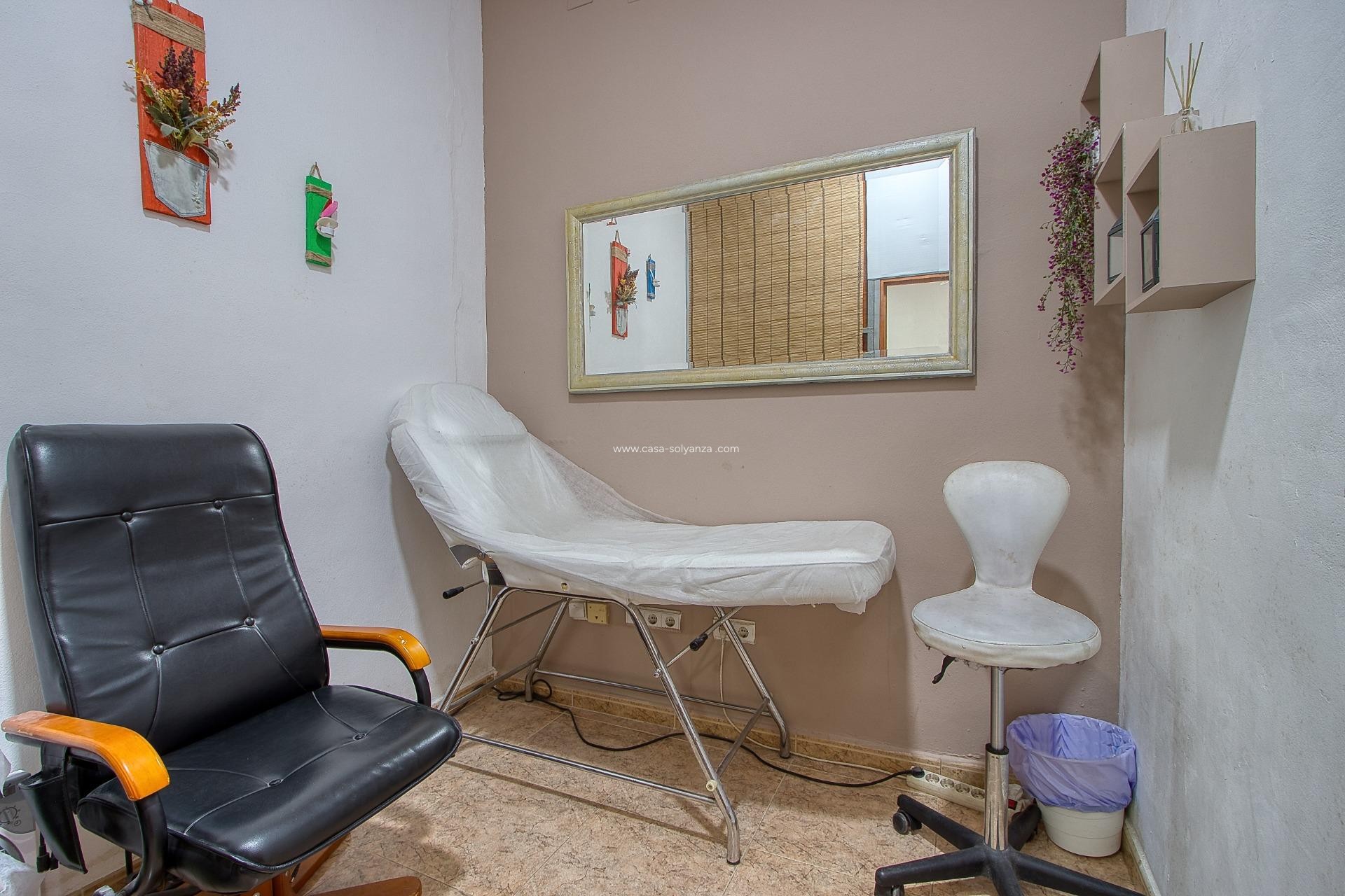 Revente - Commercial - Torrevieja - Costa Blanca