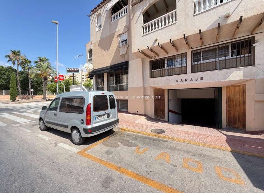 Revente - Commercial - Torrevieja - Estacion Autobuses
