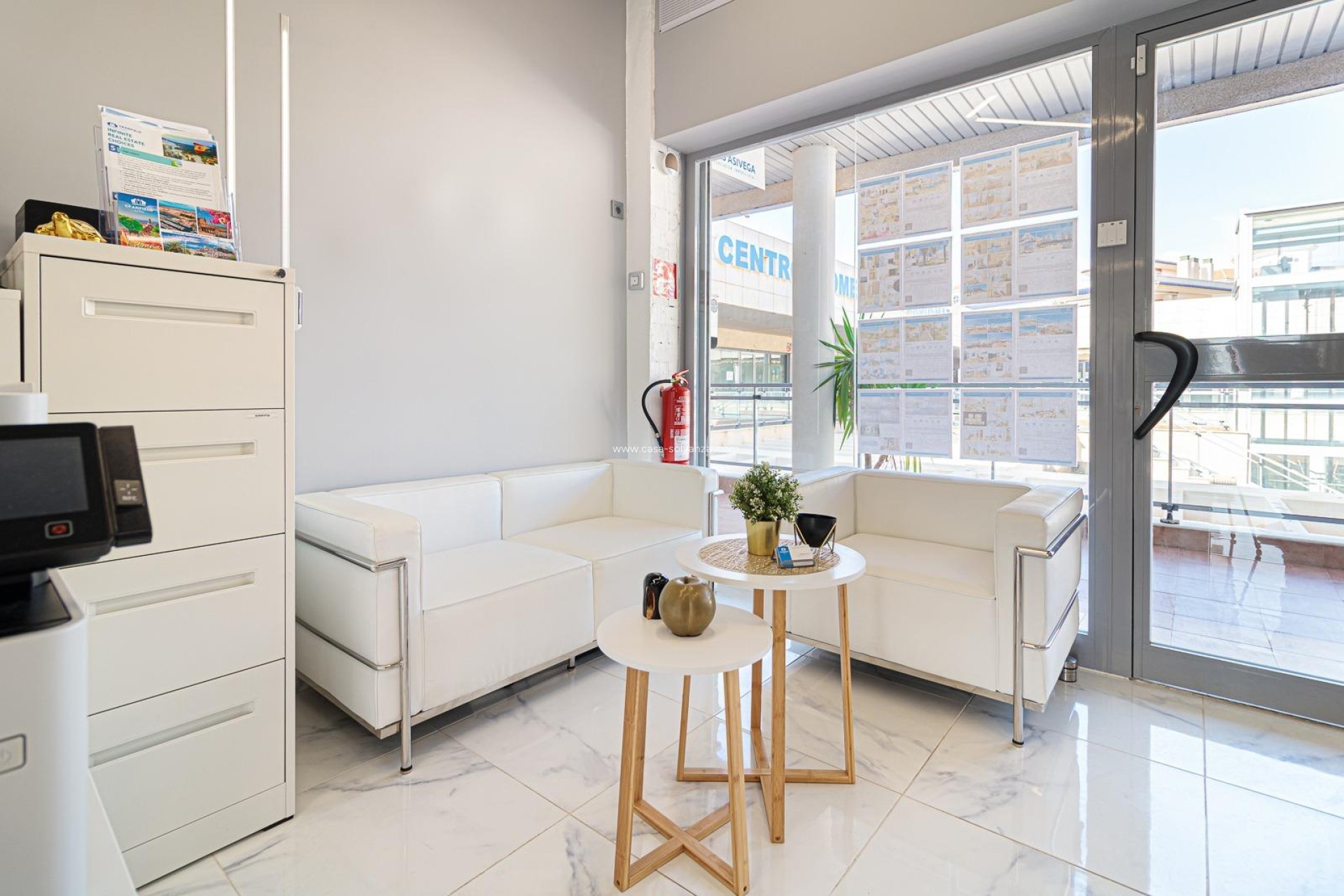 Revente - Commercial - Torrevieja - La Mata