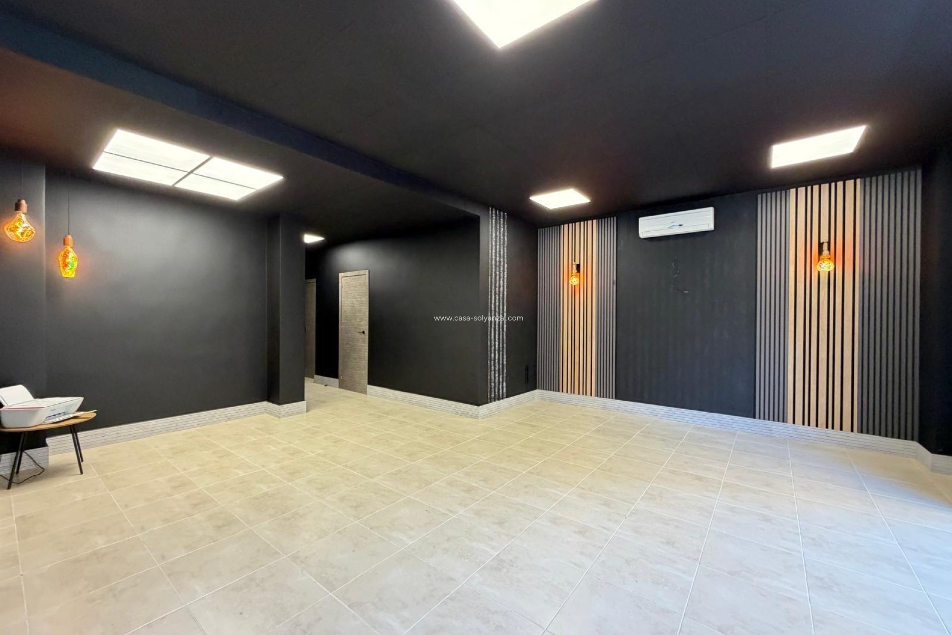 Revente - Commercial - Torrevieja - Playa de los Locos