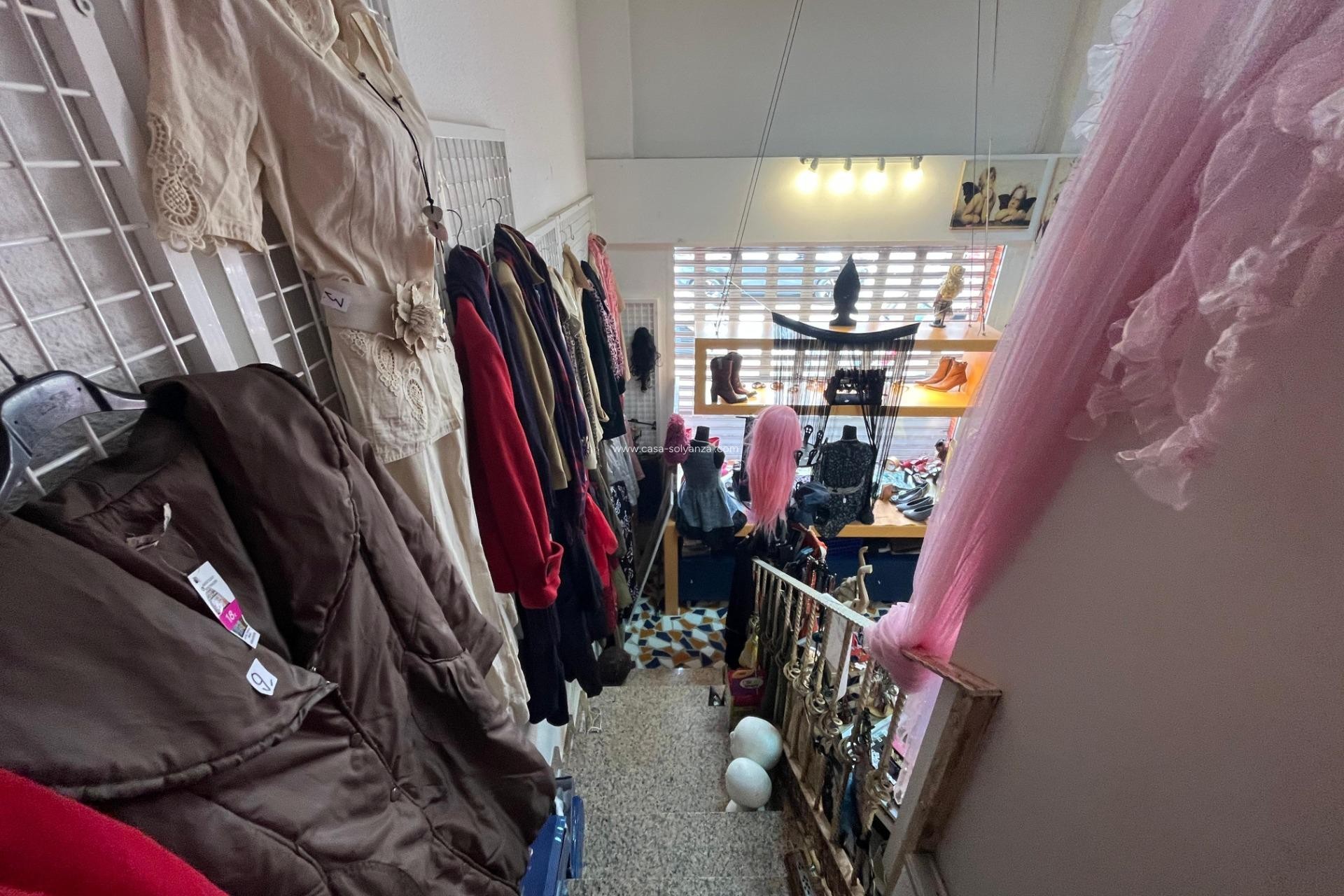 Revente - Commercial - Torrevieja