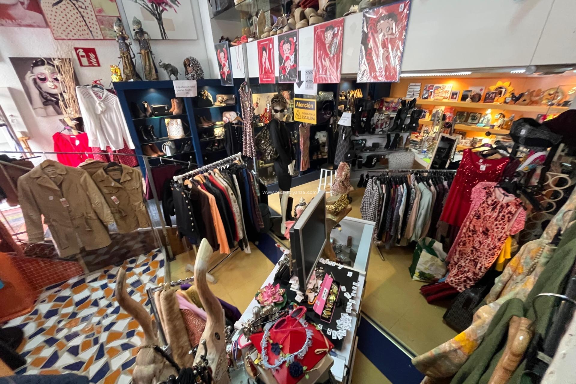 Revente - Commercial - Torrevieja