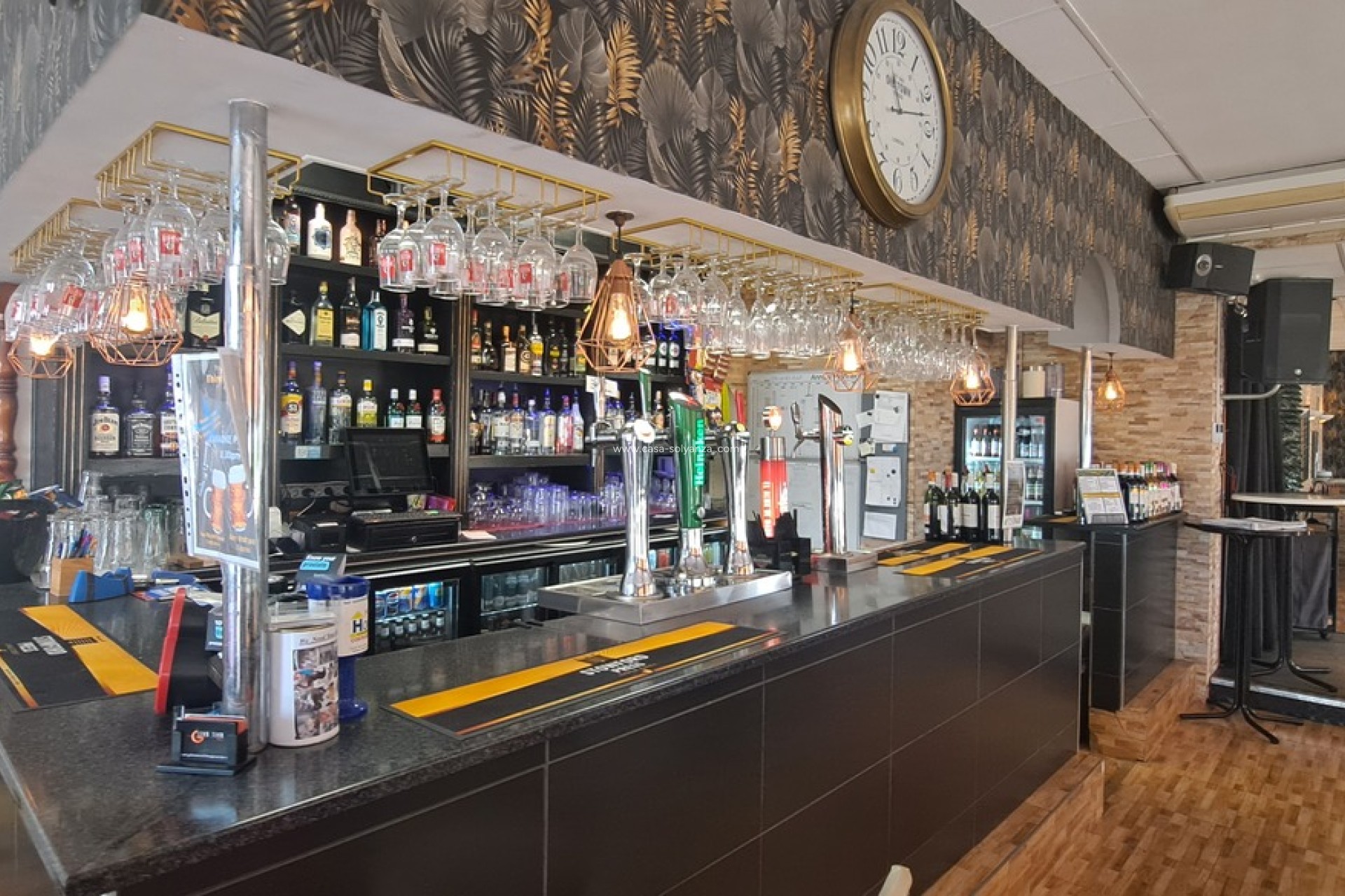 Revente - Commercial - Villamartin - Costa Blanca