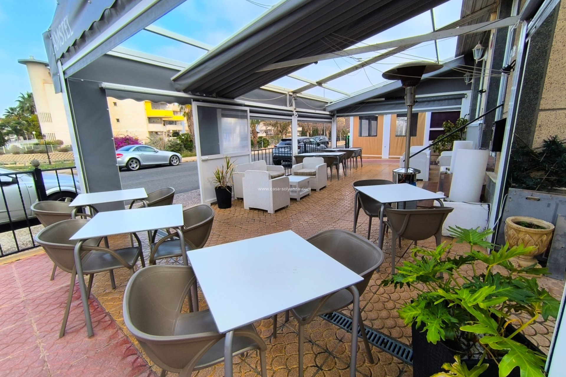 Revente - Commercial - Villamartin - Villamartín