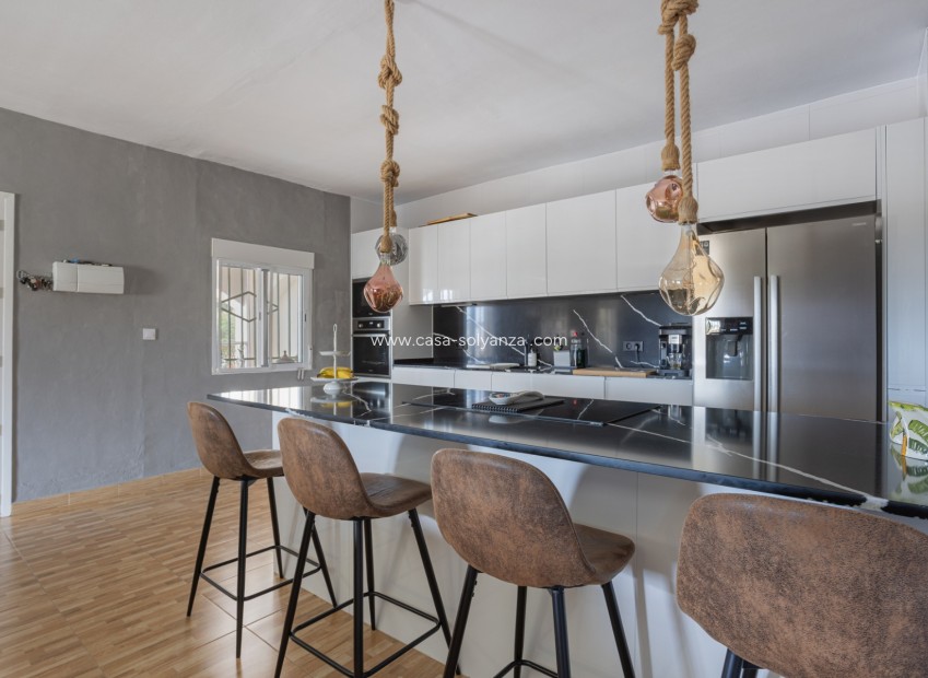 Revente - Country Property/Finca - Albatera