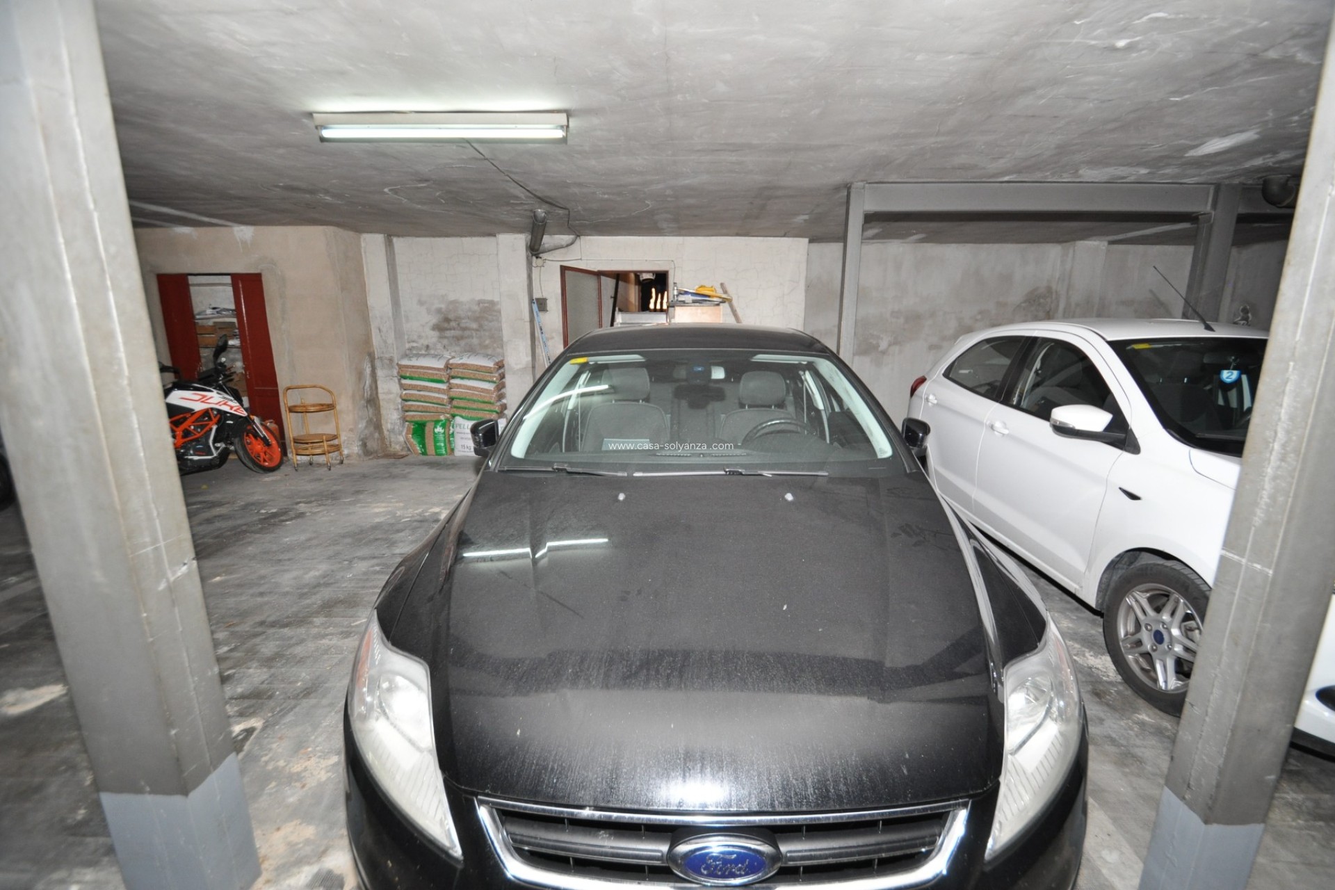 Revente - Garage - Pinoso - Inland