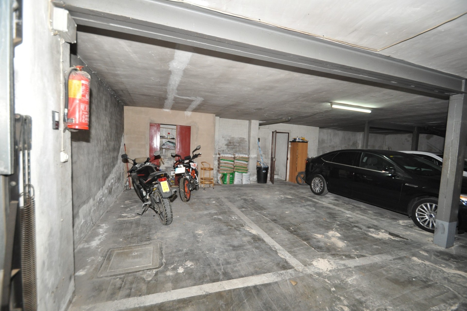 Revente - Garage - Pinoso - Inland