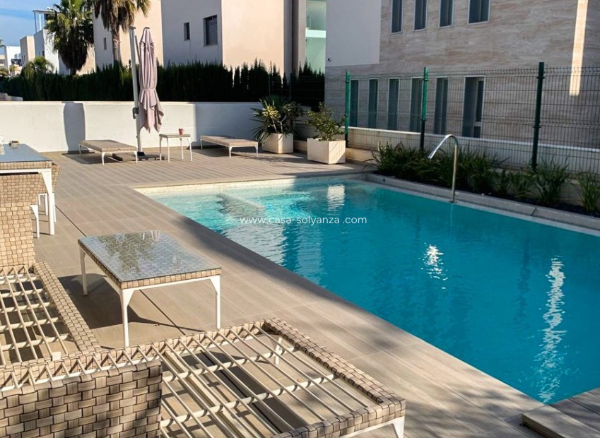 Revente - Independent villa - Orihuela Costa - Campoamor