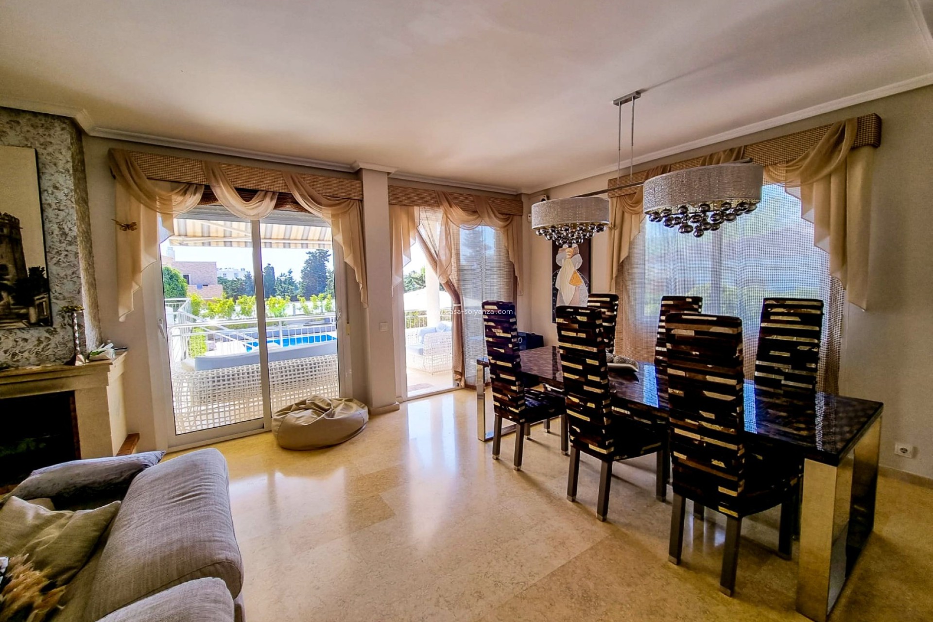Revente - Independent villa - Torrevieja - La Mata