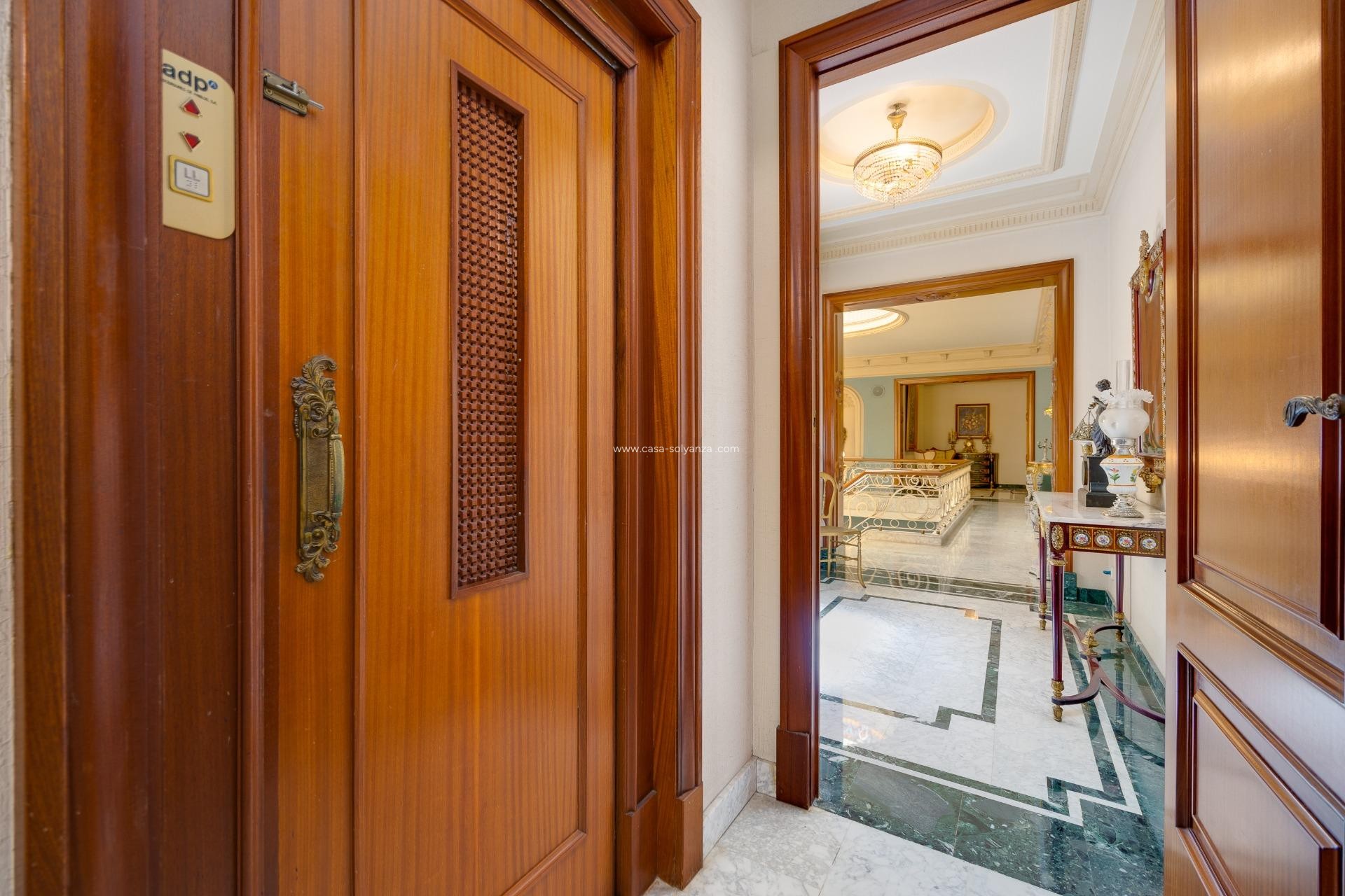 Revente - Maison de ville - Callosa de Segura - Comunidad Valenciana