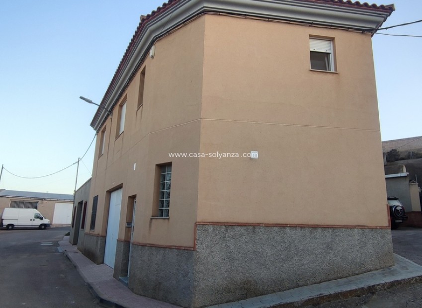Revente - Maison de ville - Caudete