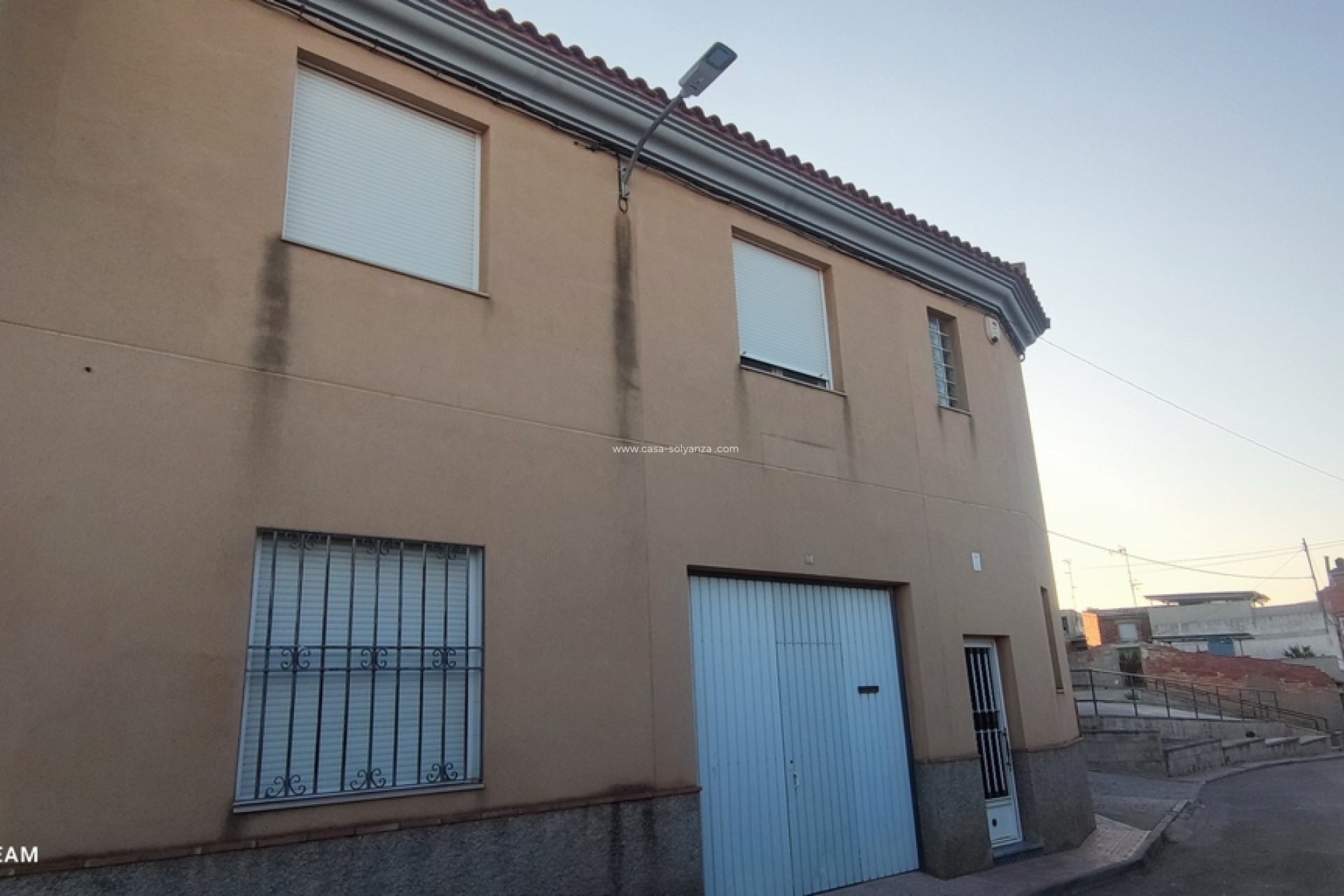 Revente - Maison de ville - Caudete