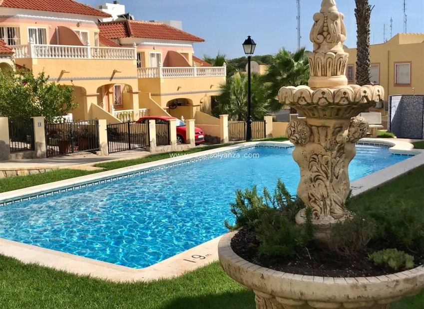 Revente - Maison de ville - Orihuela Costa - Villamartín