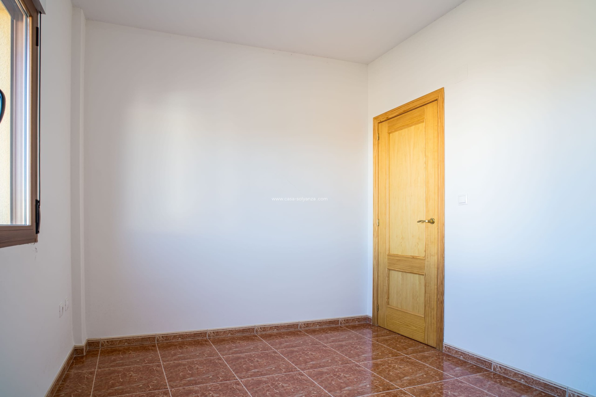 Revente - Maison de ville - Pinoso - Calle Dalias 1