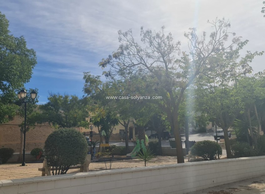 Revente - Maison de ville - Pinoso - Pinoso Centro