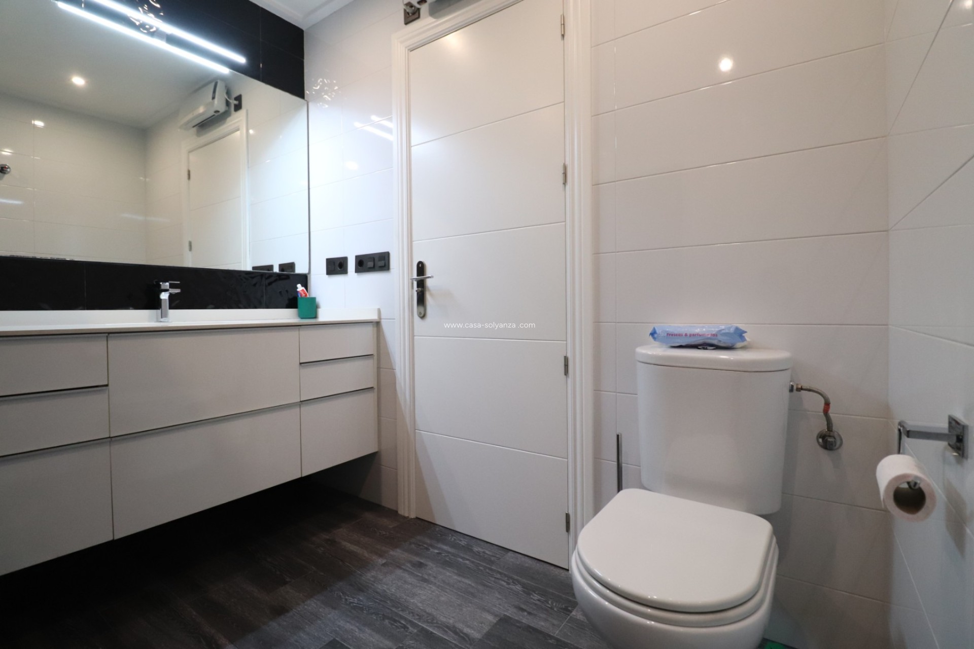 Revente - Maison de ville - Redovan - Redovan - Town