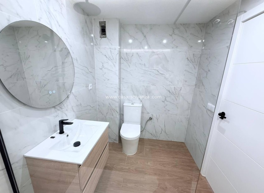 Revente - Maison de ville - Torrevieja - Aguas nuevas