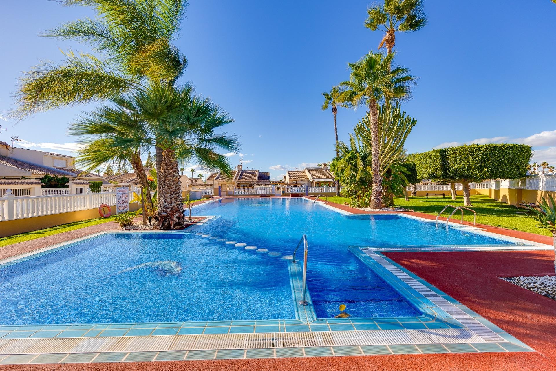 Revente - Maison de ville - Torrevieja - Aguas nuevas