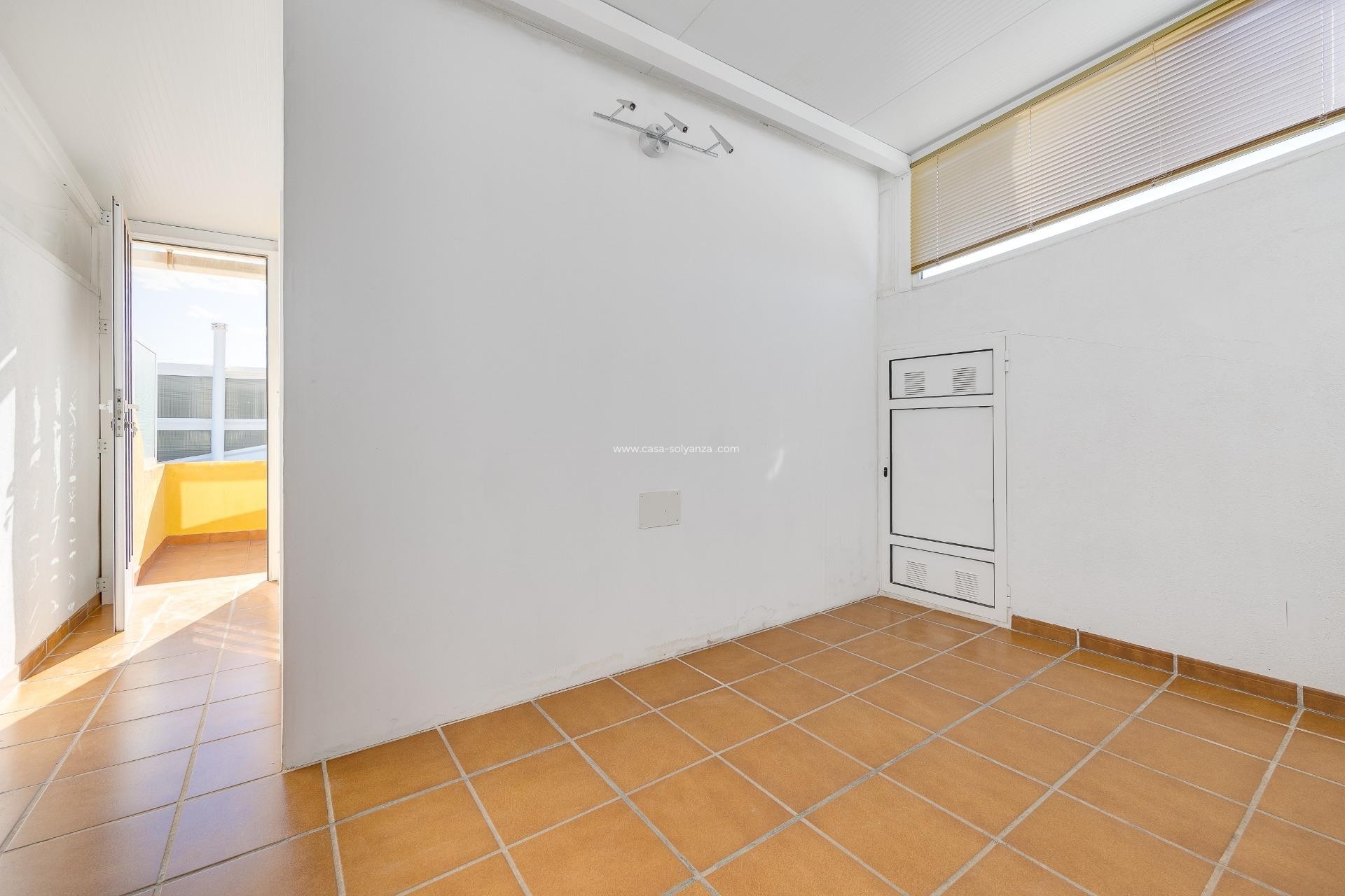 Revente - Maison de ville - Torrevieja - Aguas nuevas