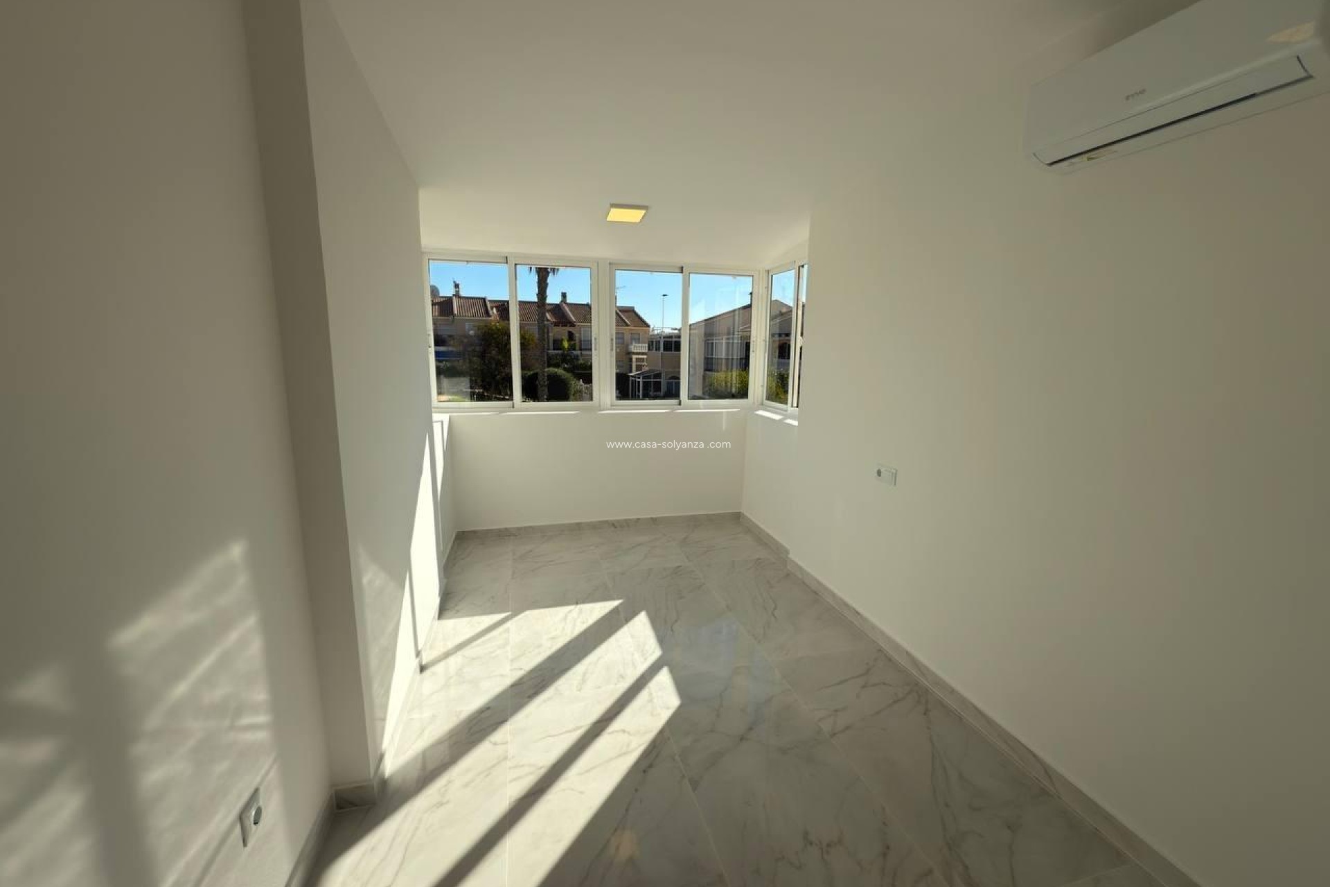 Revente - Maison de ville - Torrevieja - Aguas nuevas