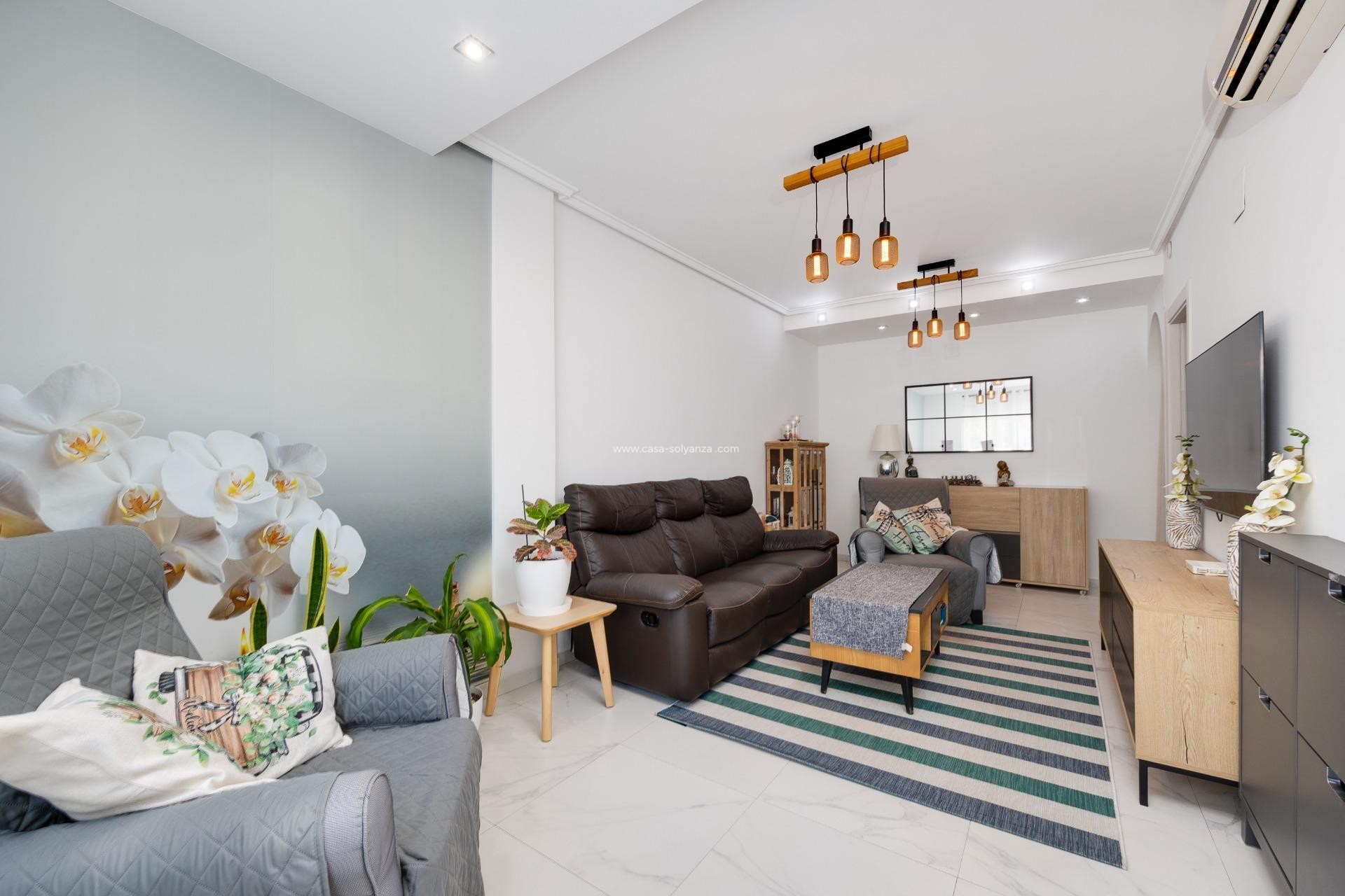 Revente - Maison de ville - Torrevieja - Aguas nuevas