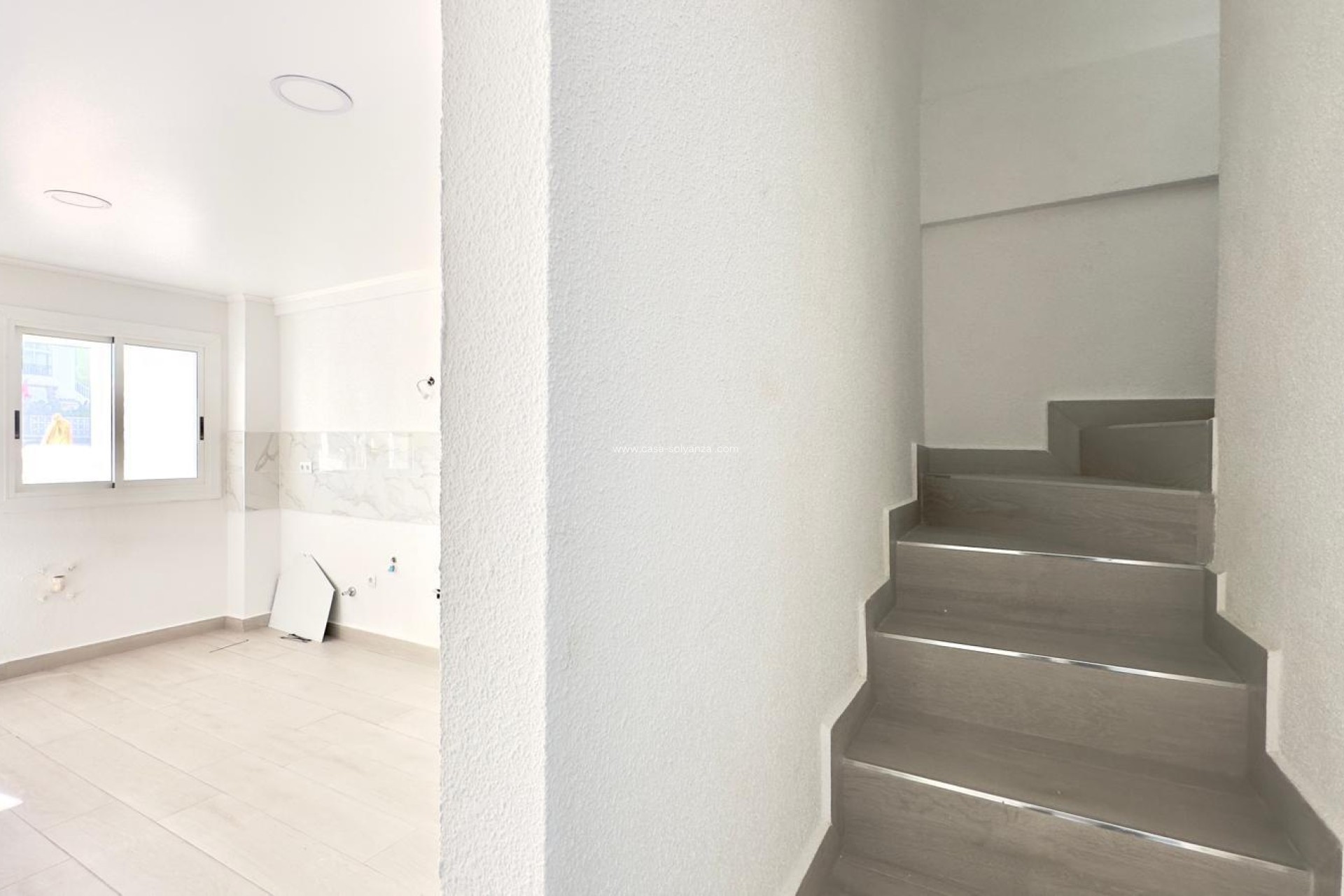 Revente - Maison de ville - Torrevieja - La Mata