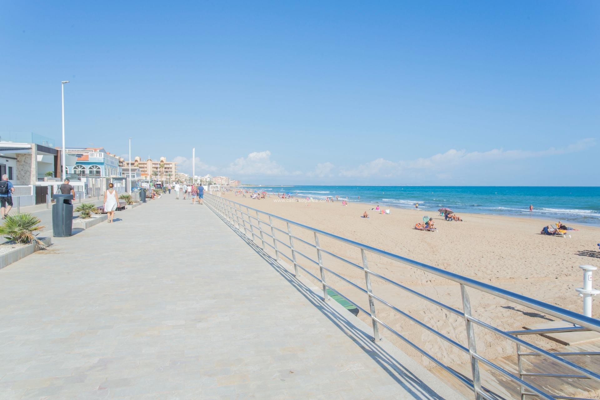 Revente - Maison de ville - Torrevieja - La Siesta