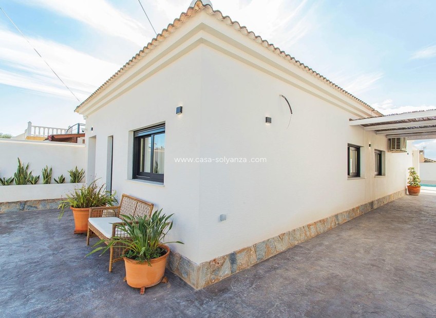 Revente - Maison de ville - Torrevieja - La Siesta