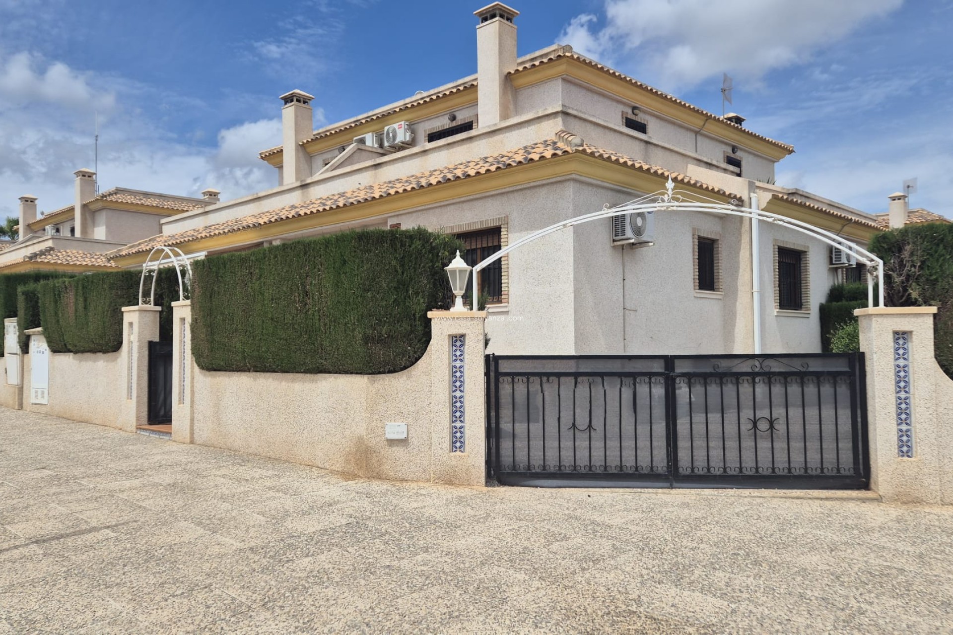 Revente - semi_detached_house - Orihuela - Costa Blanca Sur