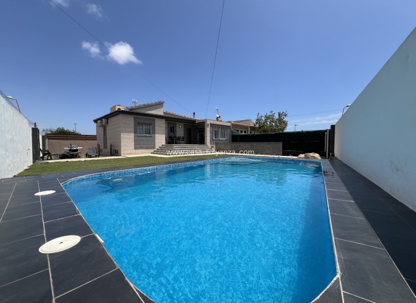 Revente - semi_detached_house - Torrevieja - Costa Blanca Sur