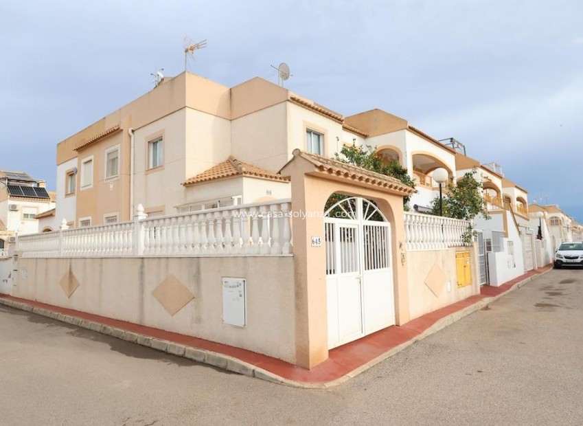 Revente - Semi-detached house - Torrevieja - El Limonar