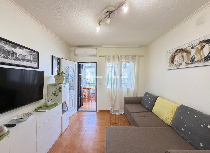Revente - terraced_house - Torrevieja - Aguas nuevas