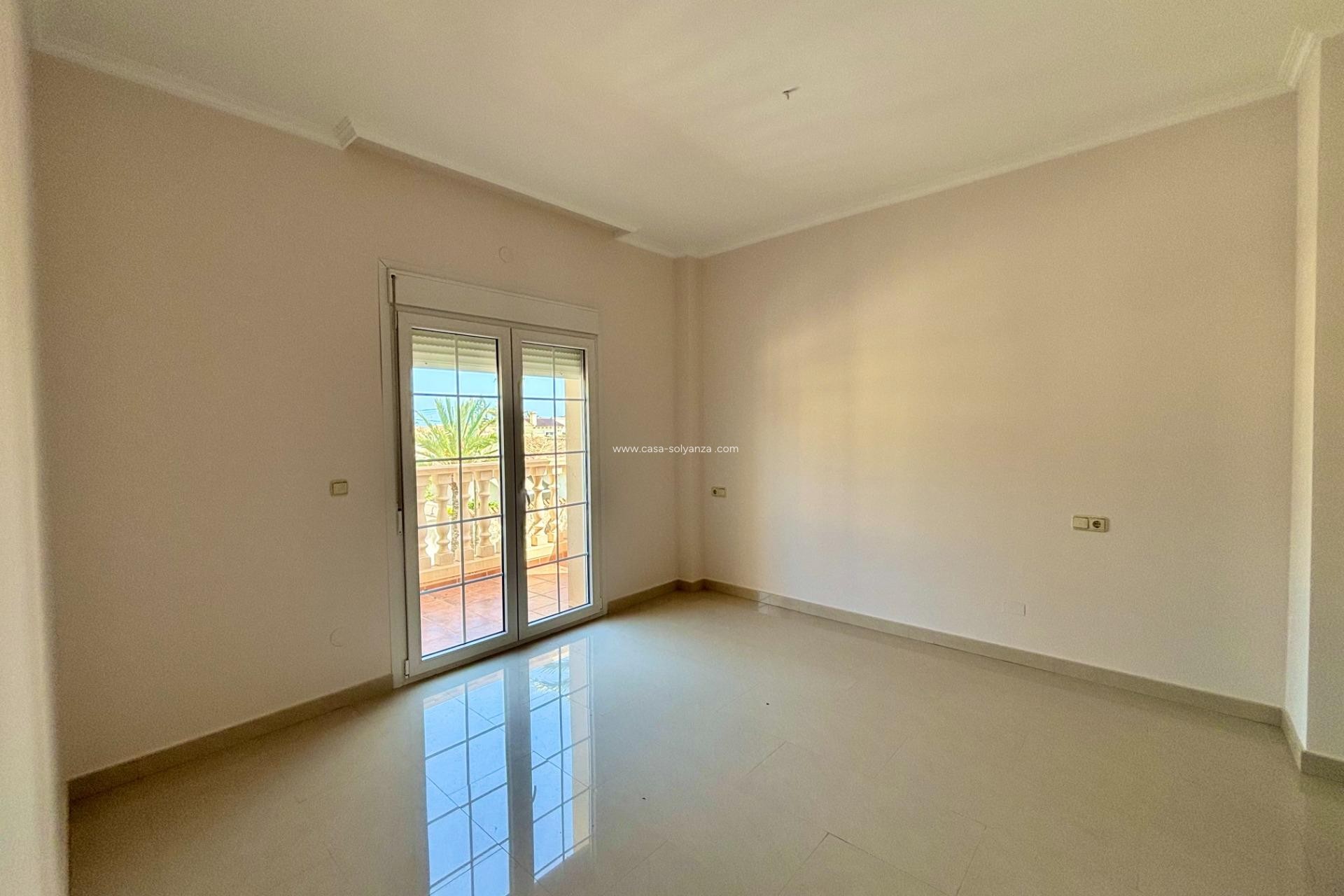 Revente - Villa - Cabo Roig - Costa Blanca