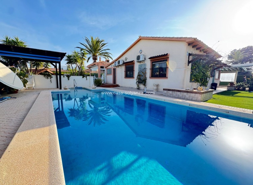 Revente - Villa - Cabo Roig