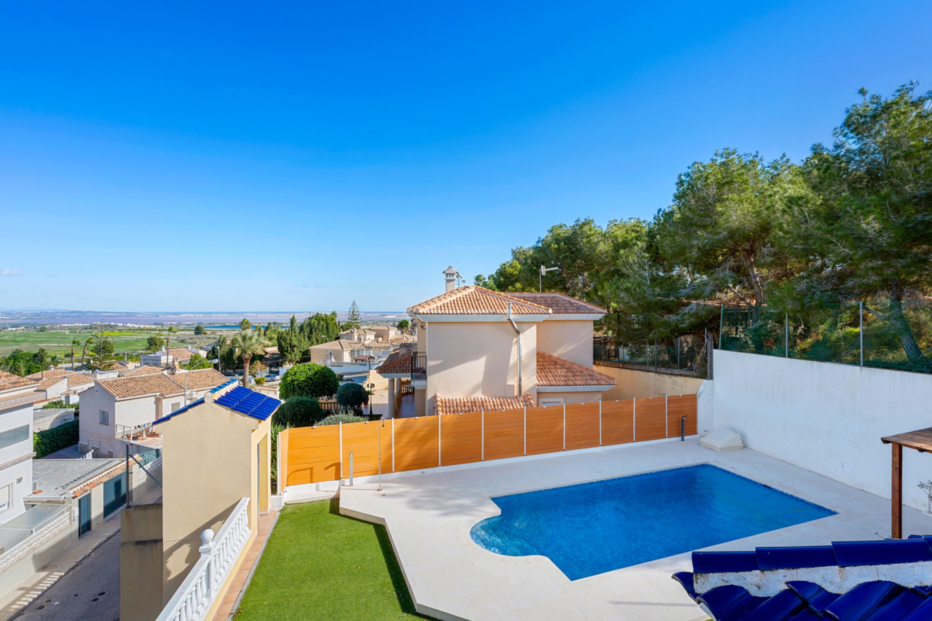 Revente - Villa - Ciudad De Las Comunicaciones - Costa Blanca