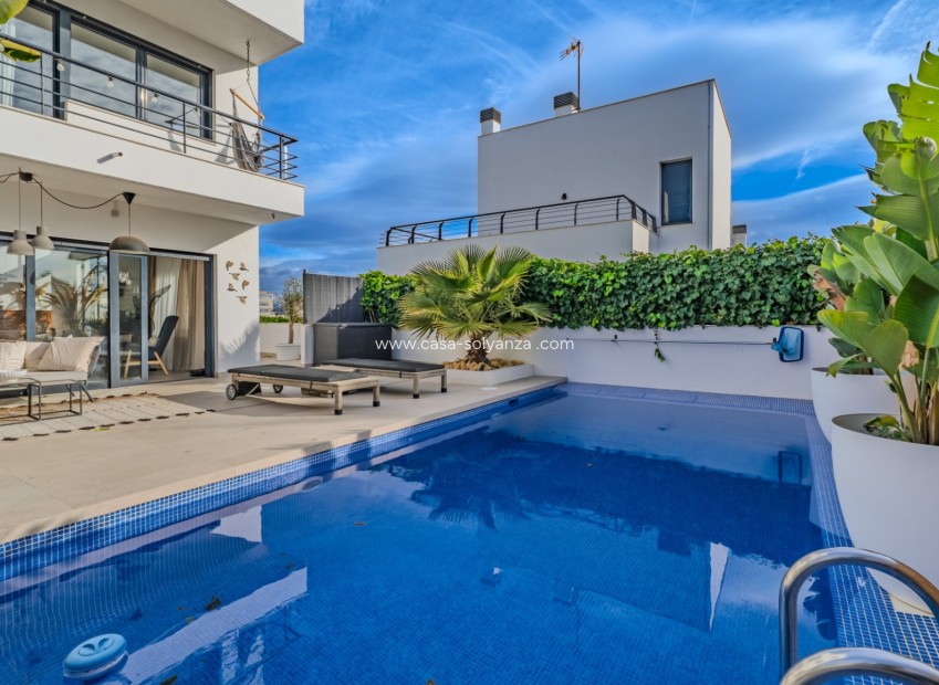 Revente - Villa - Detached - Alicante - Cabo de las Huertas