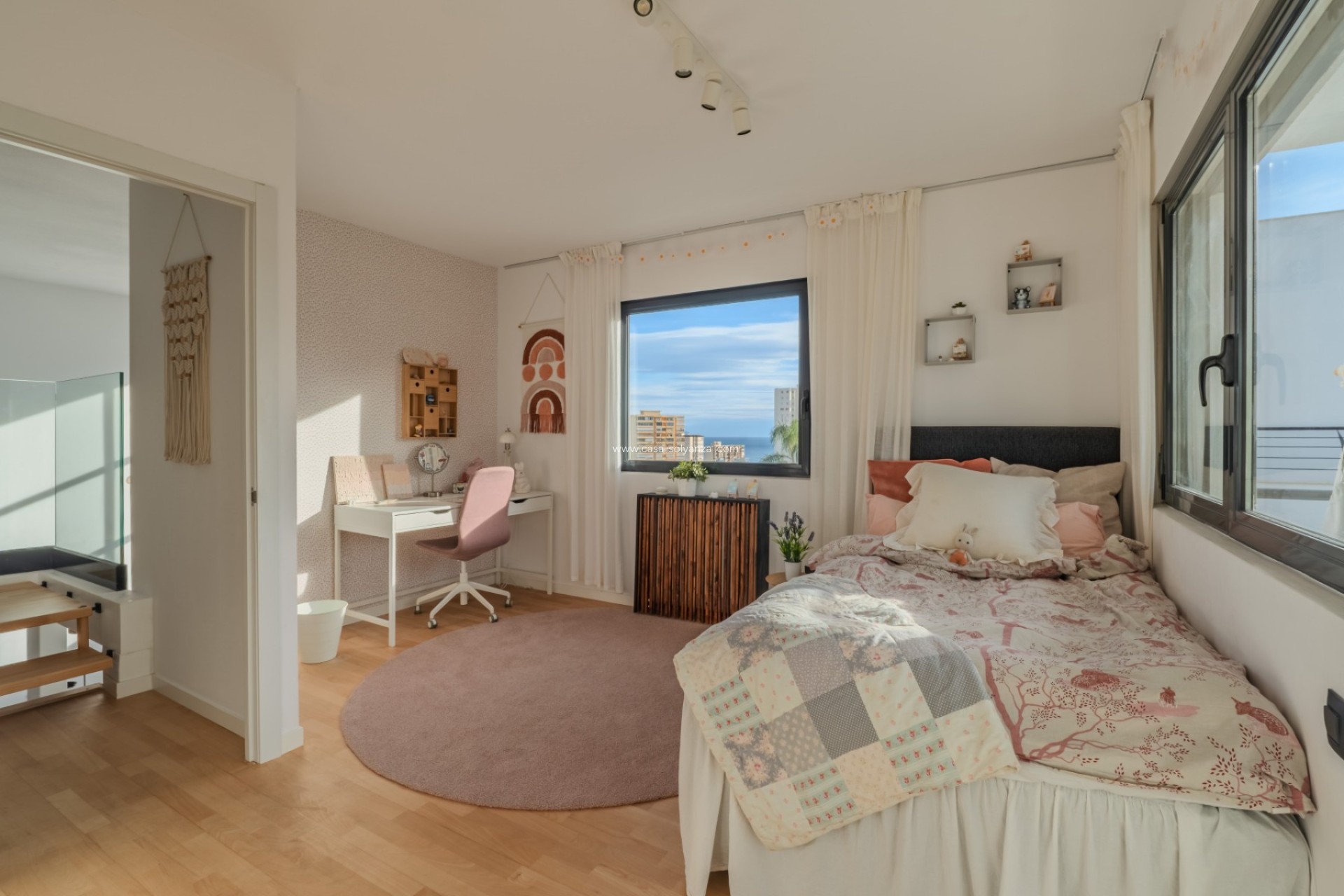 Revente - Villa - Detached - Alicante - Cabo de las Huertas