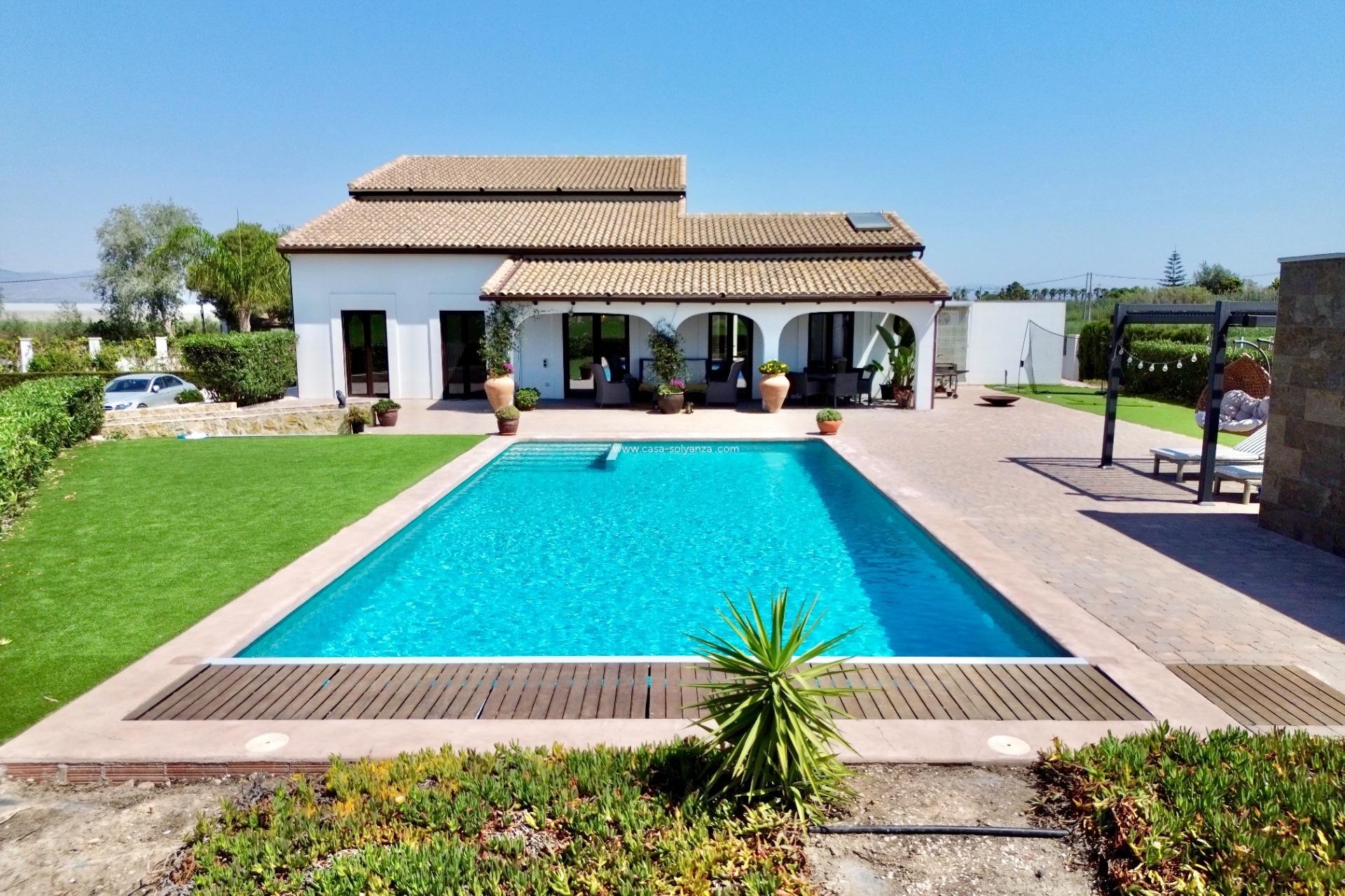 Revente - Villa - Dolores - Comunidad Valenciana