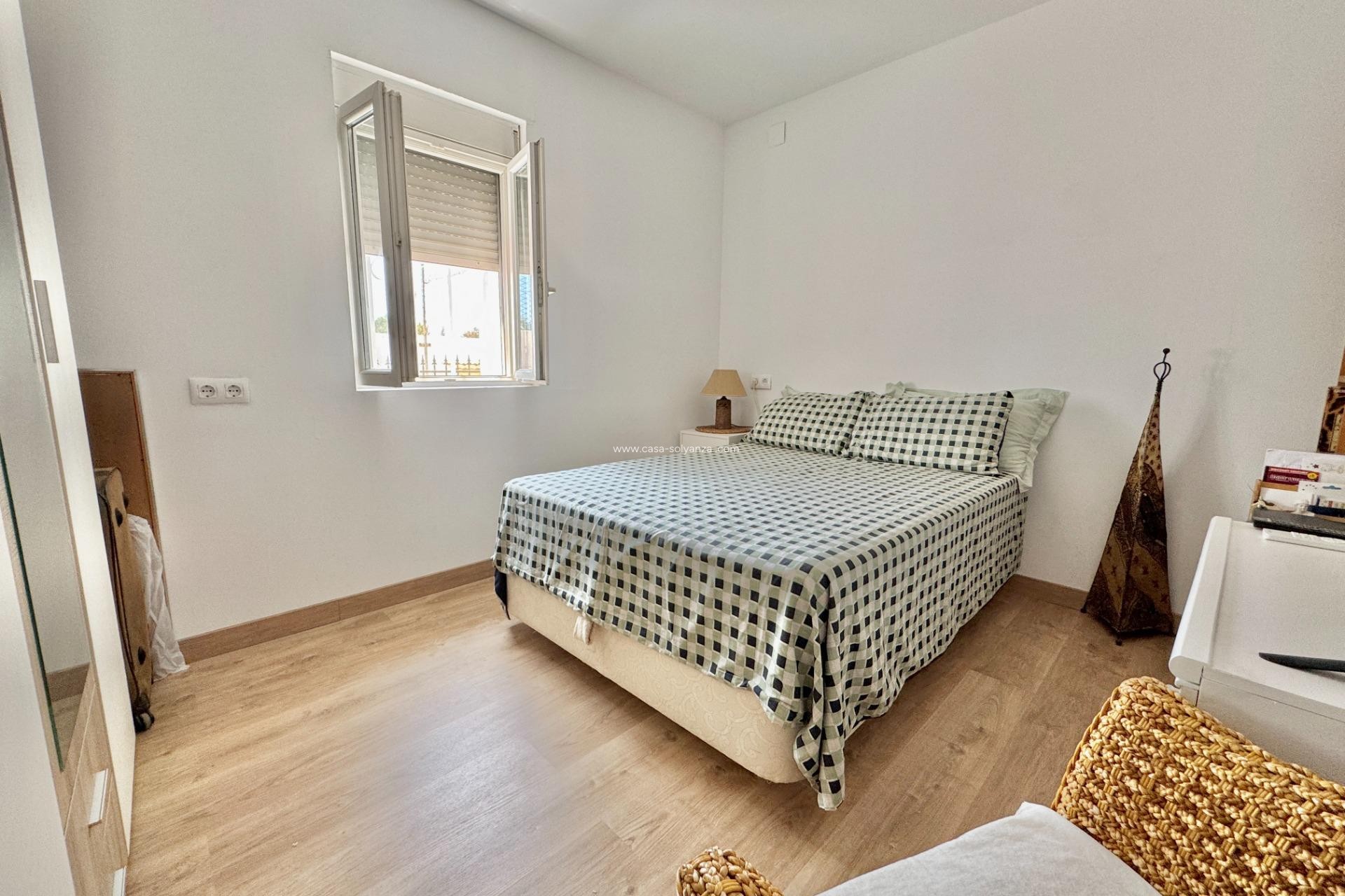 Revente - Villa - Dolores - Comunidad Valenciana