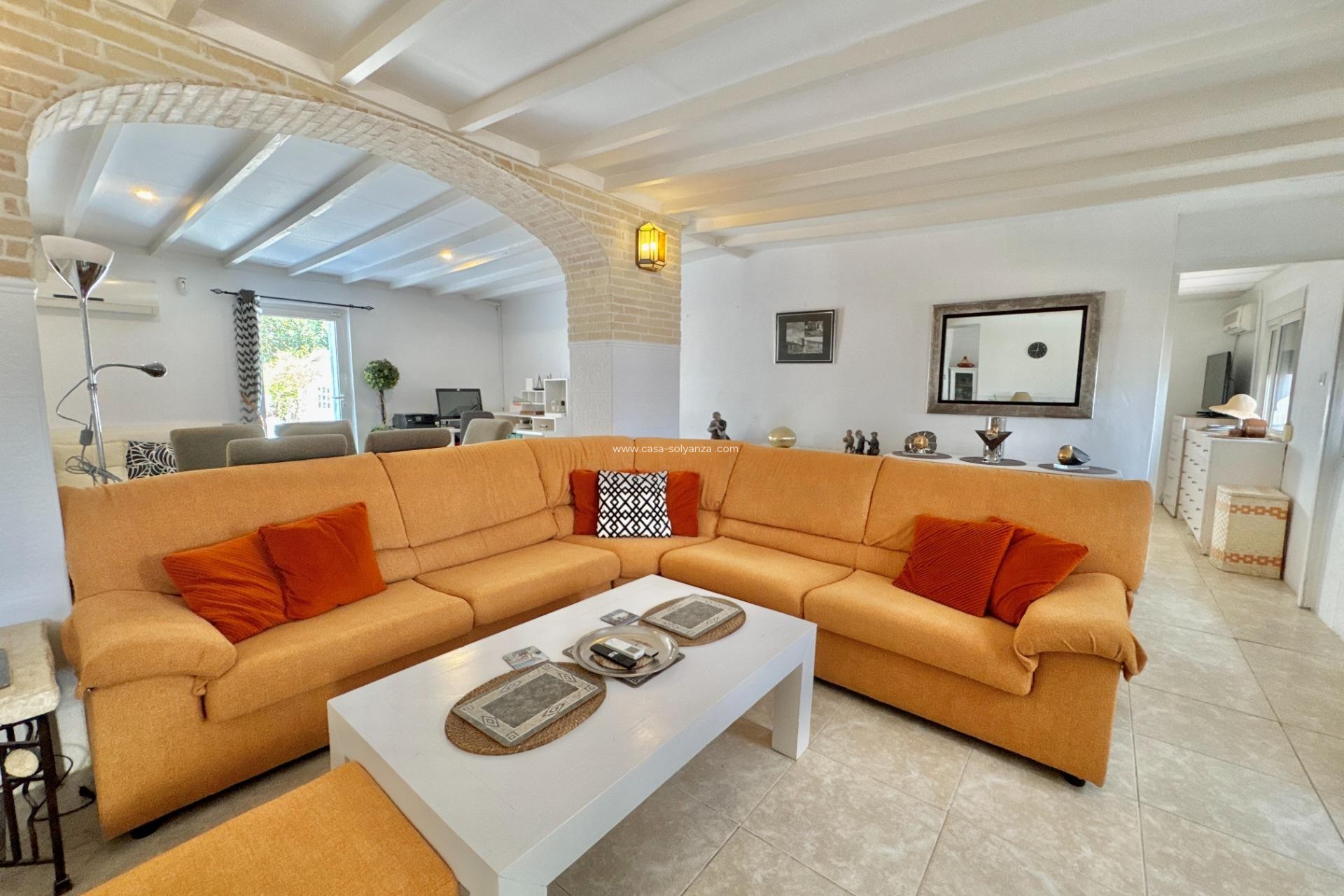 Revente - Villa - Dolores - Comunidad Valenciana