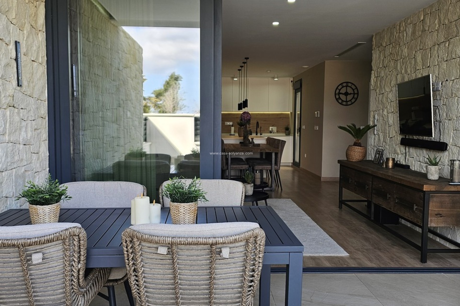 Revente - Villa - Dolores - Sector 4