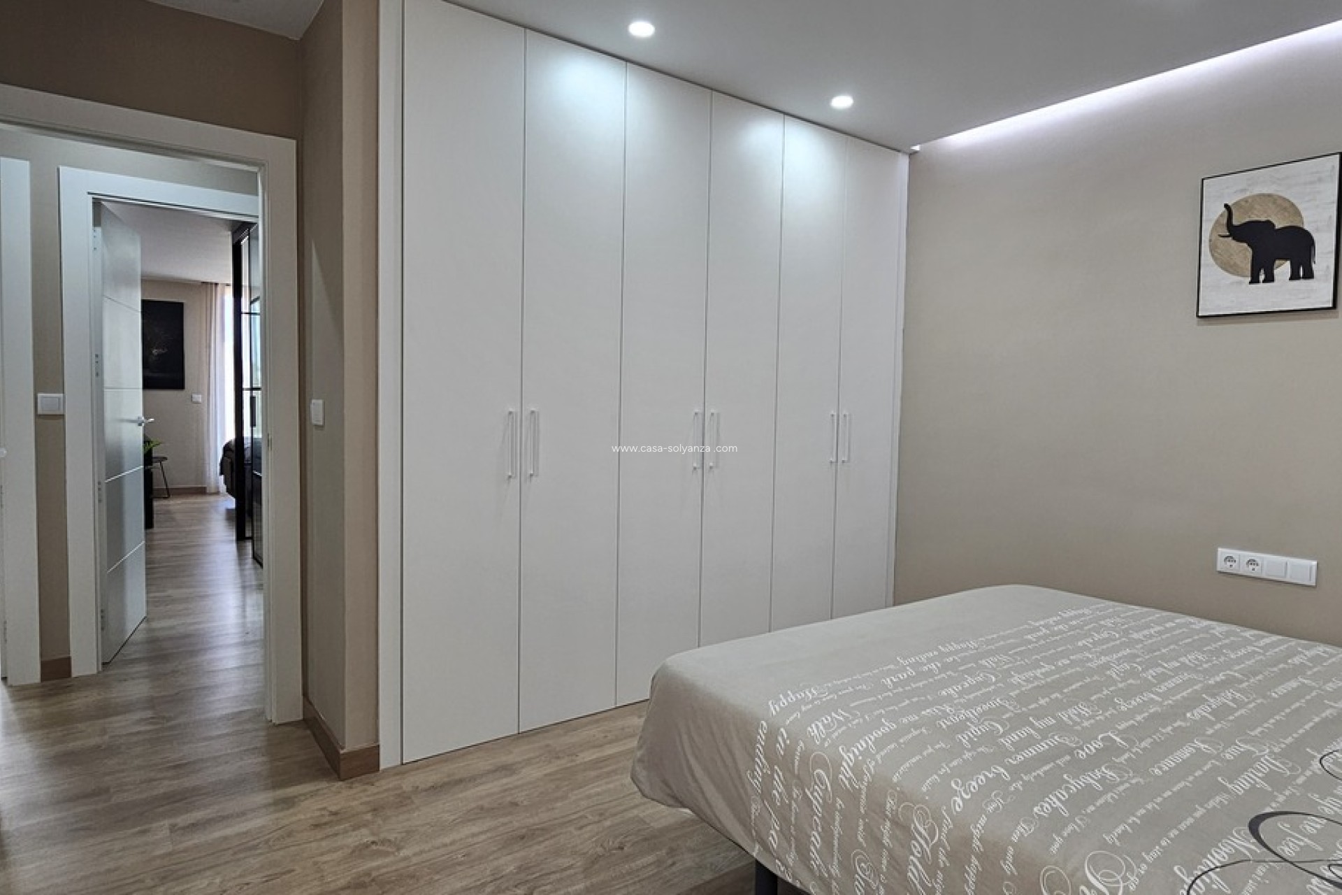 Revente - Villa - Dolores - Sector 4