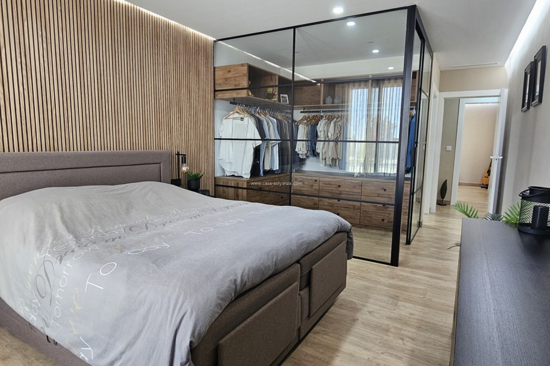 Revente - Villa - Dolores - Sector 4