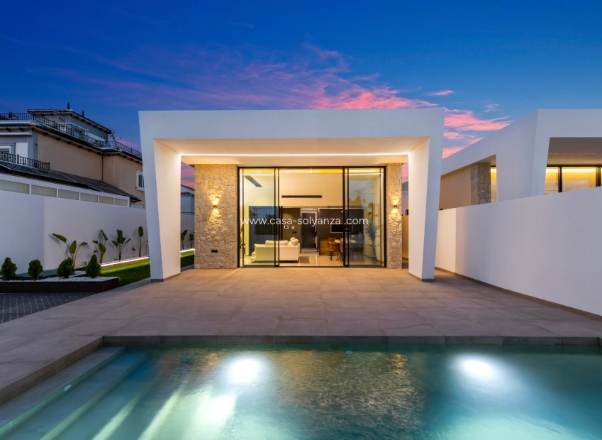 Revente - Villa - El Chaparral - Inland