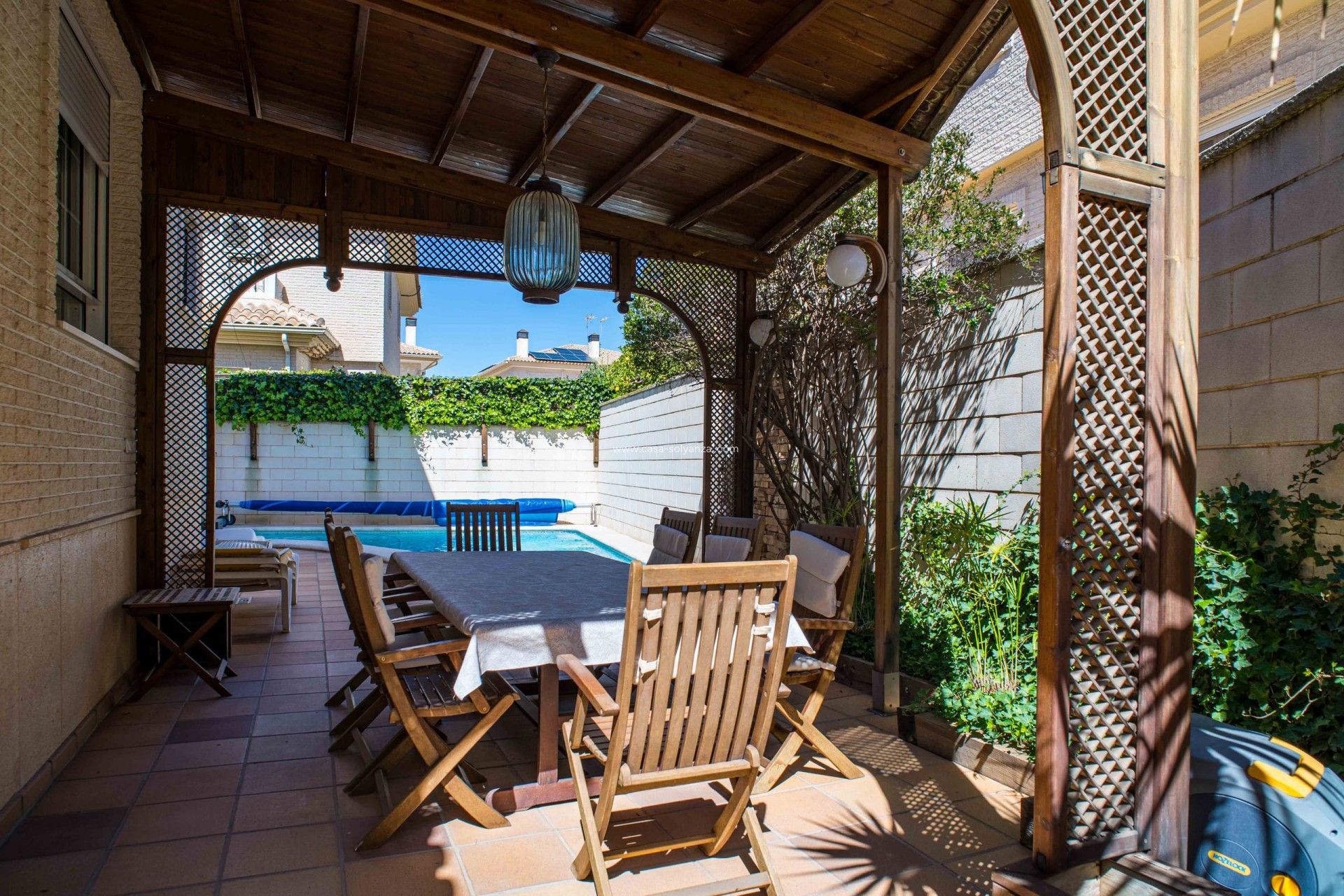 Revente - Villa - Elda