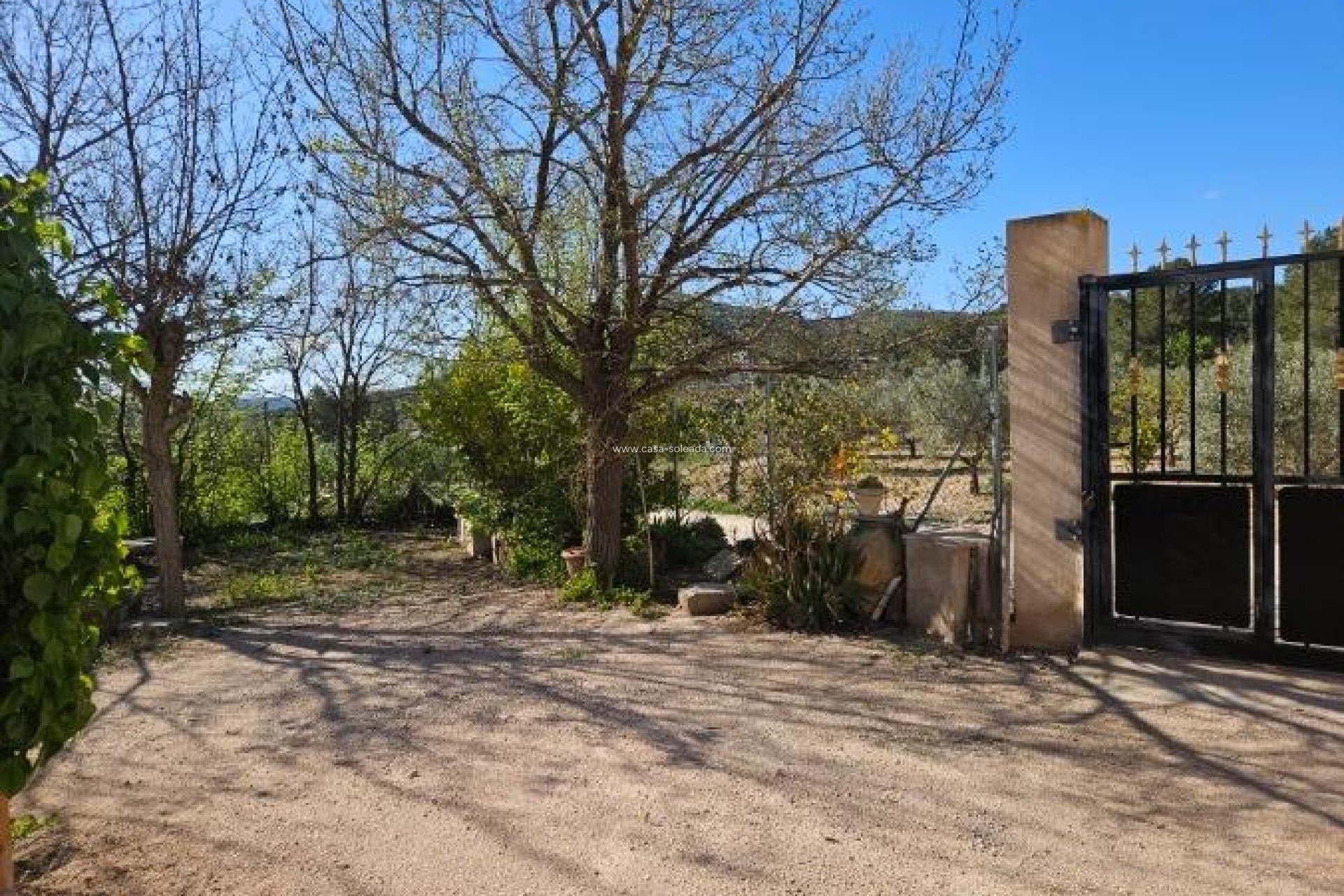 Revente - Villa - Monóvar - Comunidad Valenciana