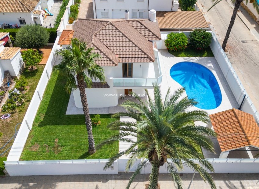 Revente - Villa - Orihuela Costa - Cabo Roig