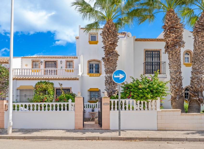 Revente - Villa - Orihuela Costa - Costa Blanca