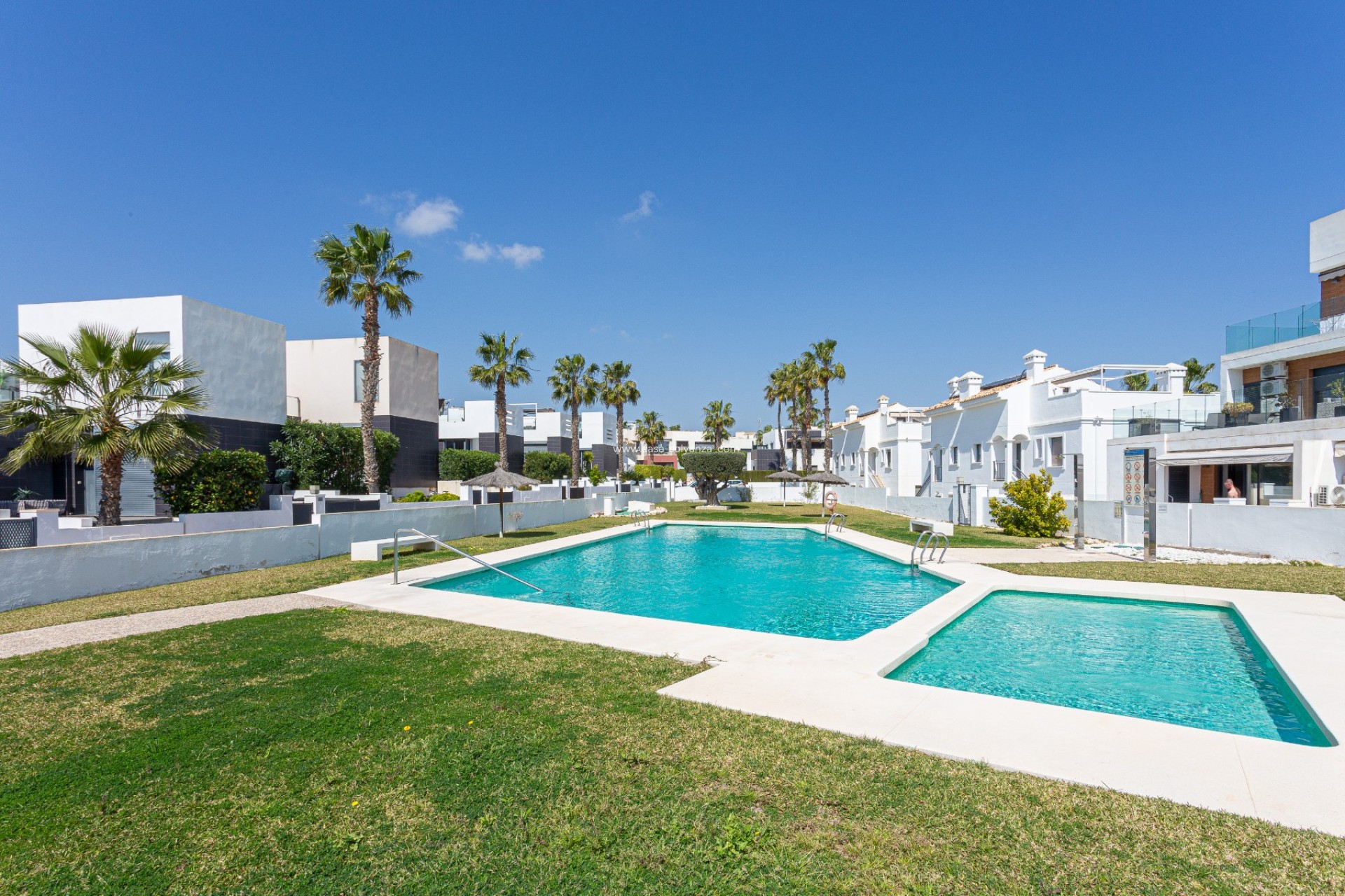 Revente - Villa - Orihuela Costa - Costa Blanca