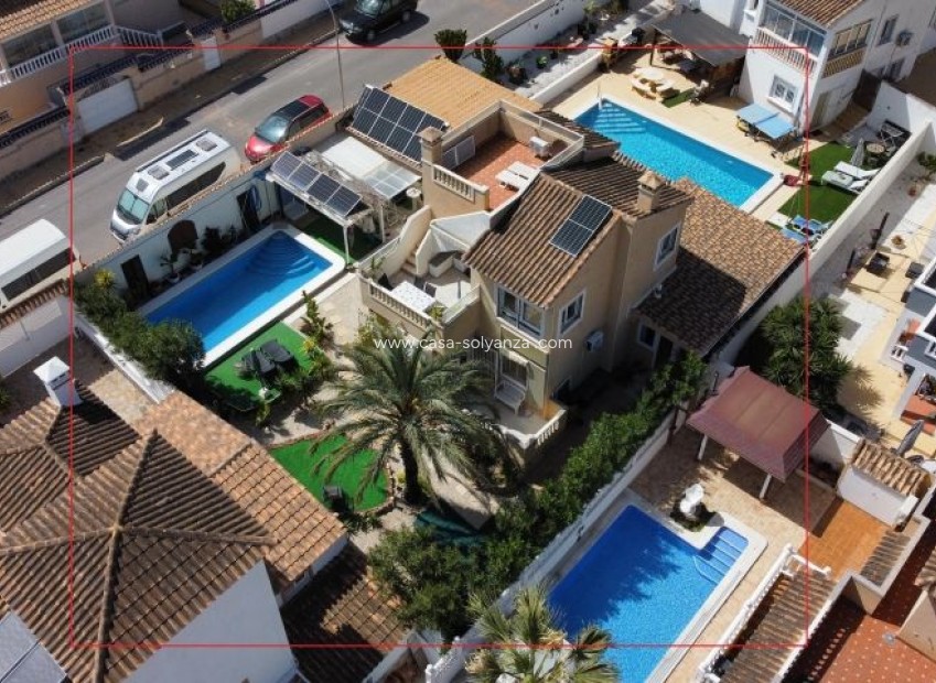 Revente - Villa - Orihuela Costa - Costa Blanca